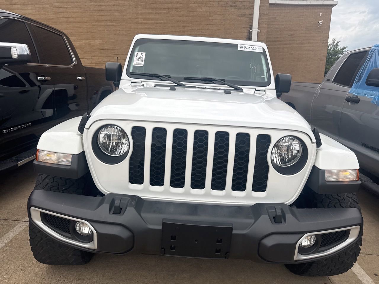 Used 2022 Jeep Gladiator Sport AWD/4WD image 2