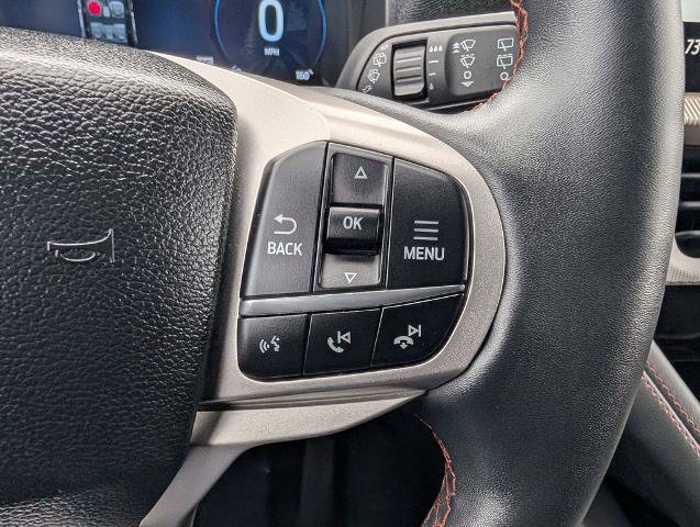 Certified 2025 Ford Explorer Active image 24