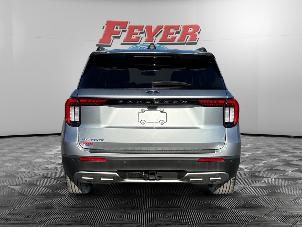 Certified 2025 Ford Explorer Active w/ Active Comfort Package image 4