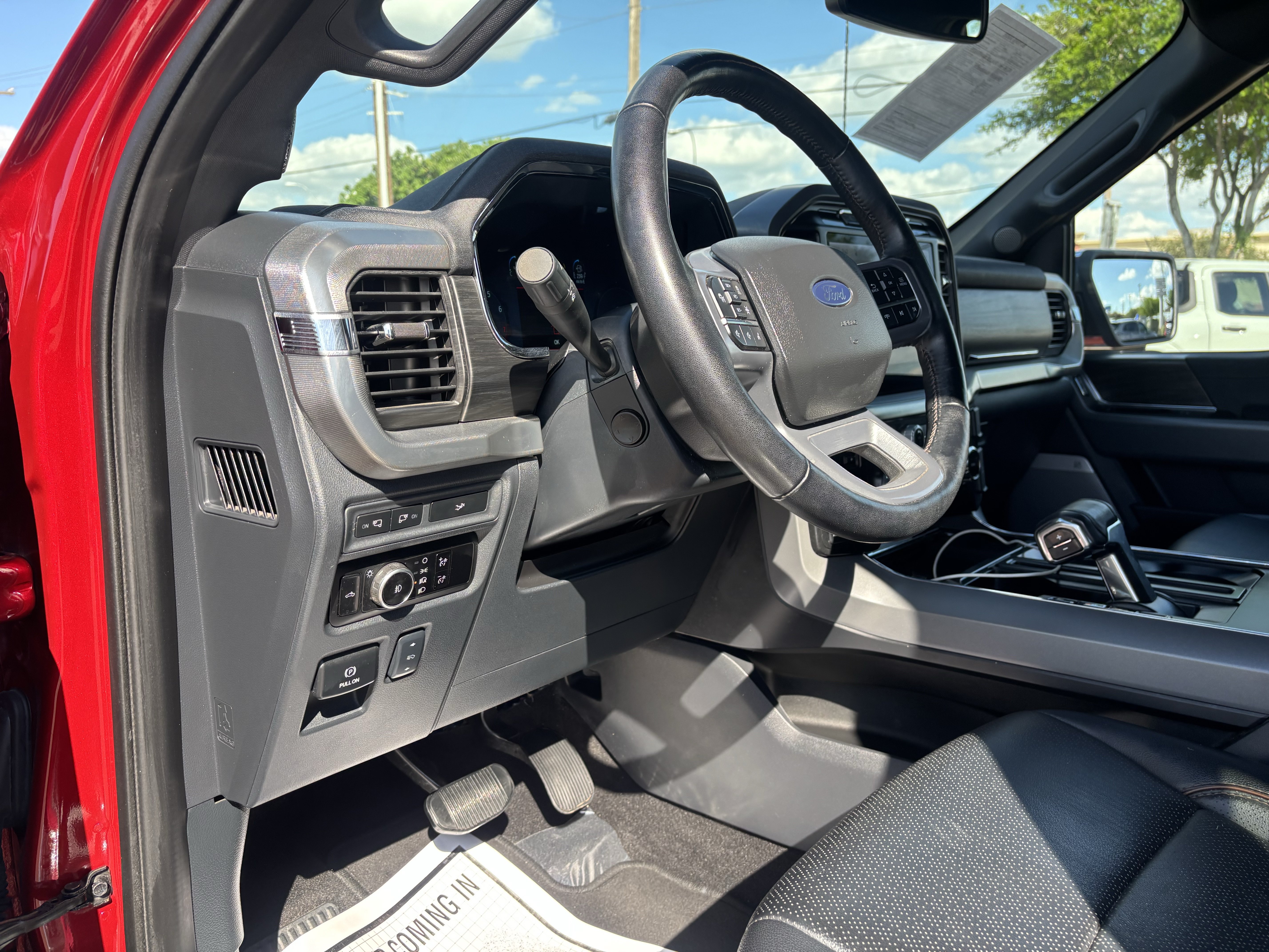 Certified 2024 Ford F150 Lariat w/ Tow/Haul Package AWD/4WD image 13