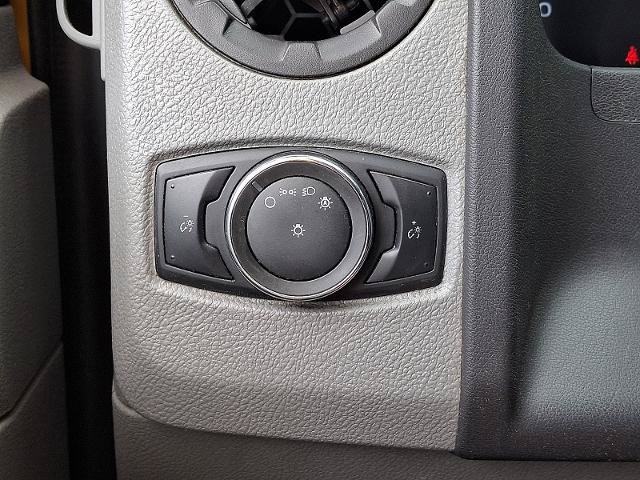 Certified 2022 Ford E-350 and Econoline 350 Super Duty RWD image 21