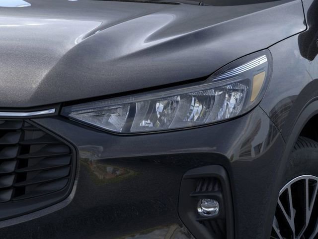 Certified 2025 Ford Escape SE FWD image 18