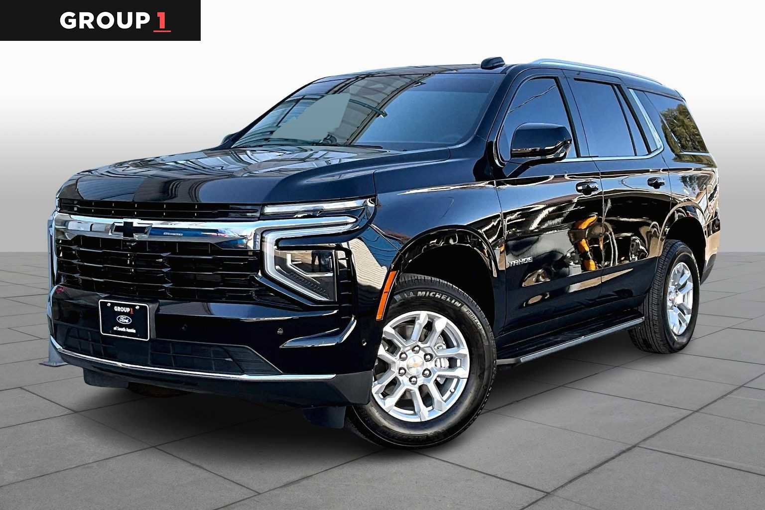 Used 2025 Chevrolet Tahoe LS image 1