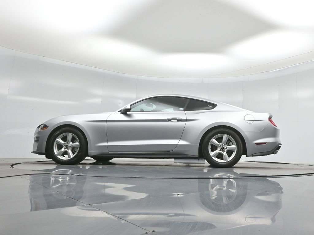 Certified 2019 Ford Mustang Coupe image 27