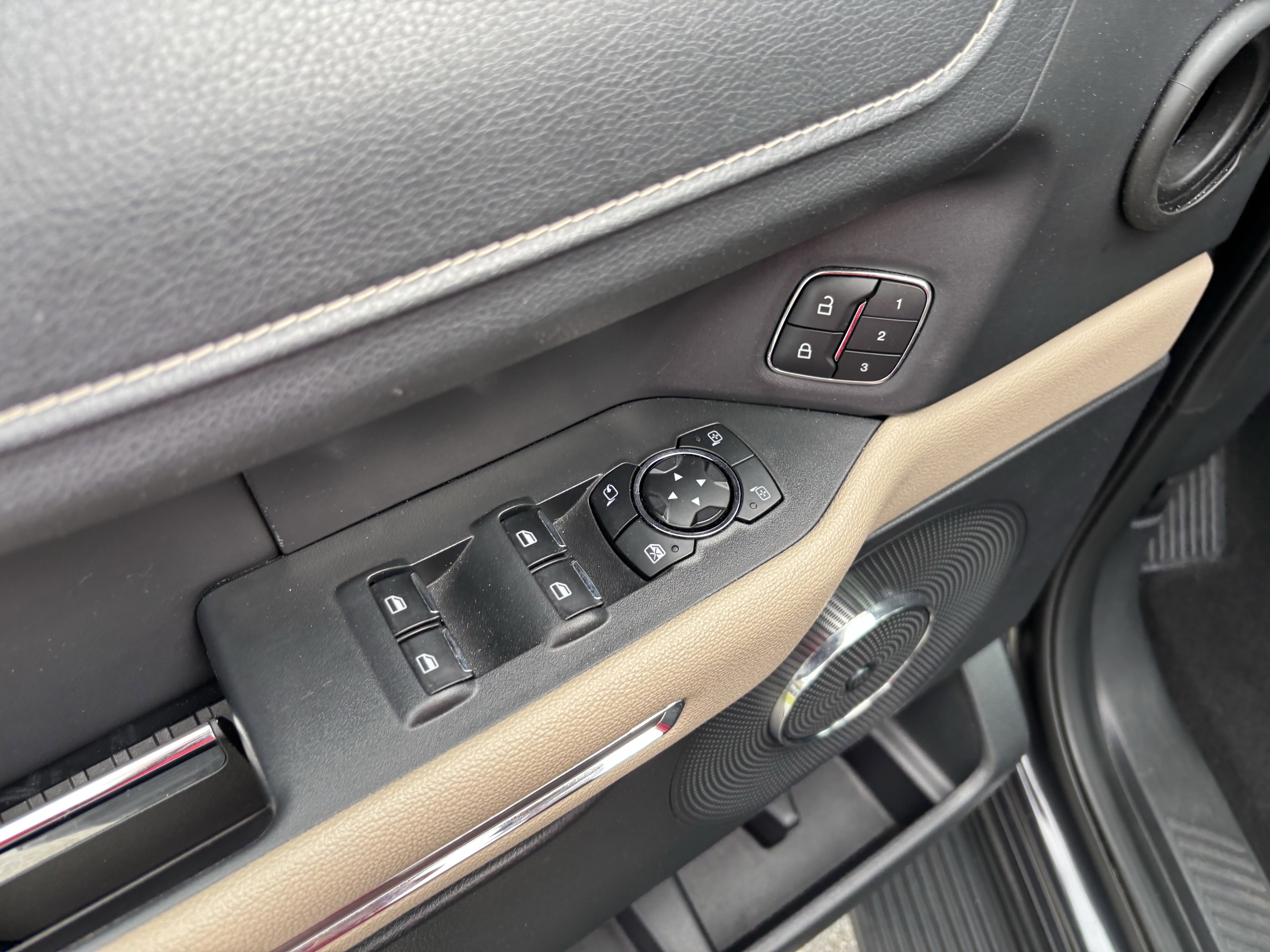 Certified 2024 Ford Expedition Limited AWD/4WD image 12