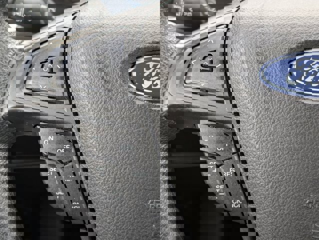 Certified 2020 Ford Edge SE FWD image 20