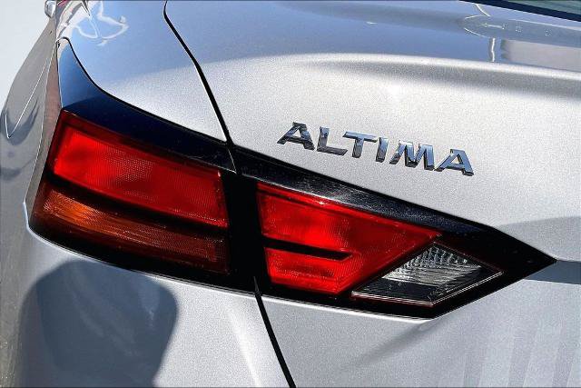 Used 2022 Nissan Altima 2.5 SR FWD image 30