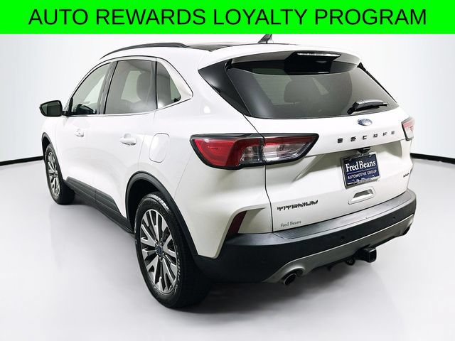 Certified 2022 Ford Escape Titanium w/ Class II Trailer Tow Package AWD/4WD image 6