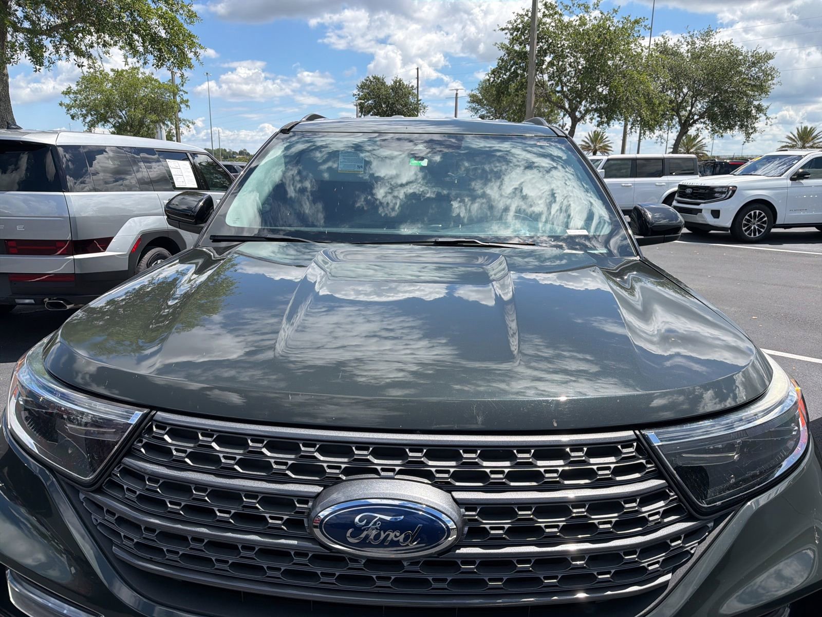 Certified 2022 Ford Explorer XLT w/ Equipment Group 202A RWD image 8
