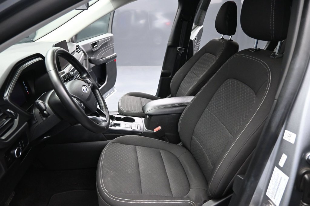 Certified 2024 Ford Escape Active FWD image 9