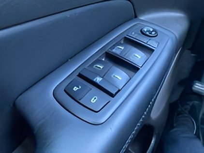 Used 2021 Jeep Grand Cherokee Laredo AWD/4WD image 18