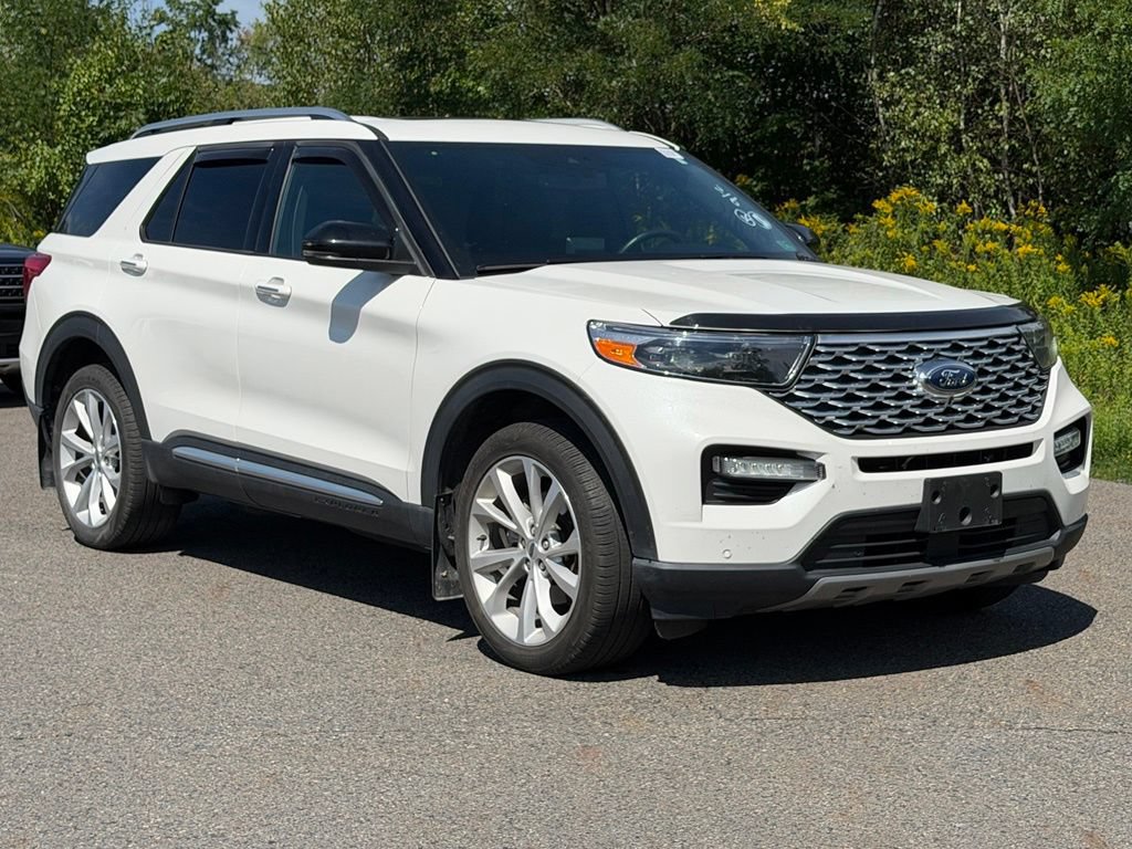 Certified 2024 Ford Explorer Platinum w/ Technology Package AWD/4WD image 1