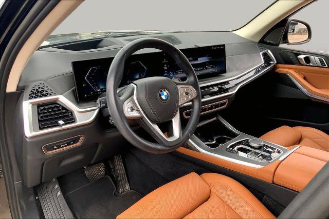 Used 2024 BMW X7 xDrive40i AWD/4WD image 18