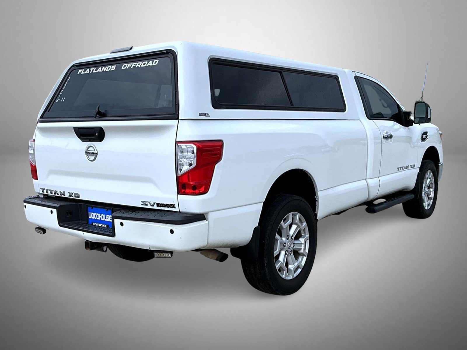 Used 2017 Nissan Titan SV AWD/4WD image 5