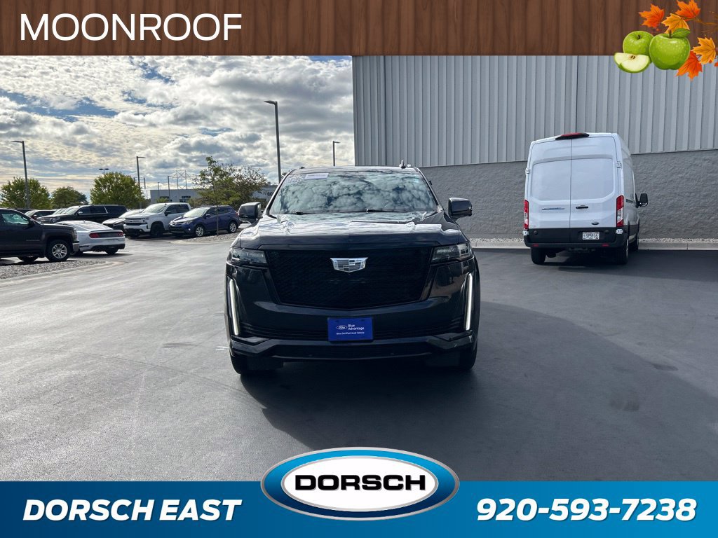 Used 2023 Cadillac Escalade ESV Sport w/ LPO, ONYX Package AWD/4WD image 2