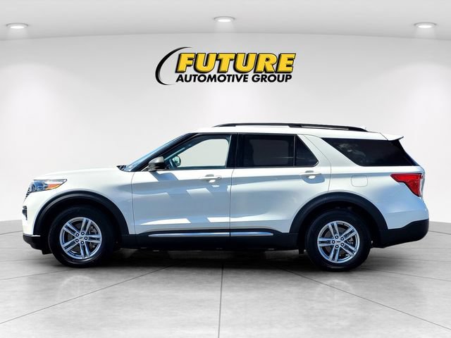 Certified 2024 Ford Explorer XLT RWD image 7