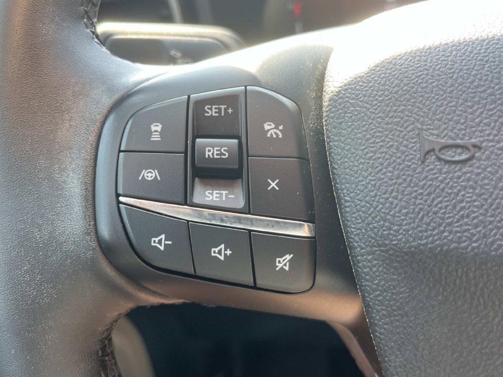 Certified 2025 Ford Maverick Lariat w/ 4K Tow Package AWD/4WD image 36