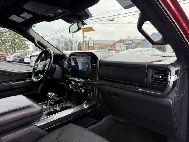 Certified 2022 Ford F150 XLT w/ Equipment Group 302A High image 21