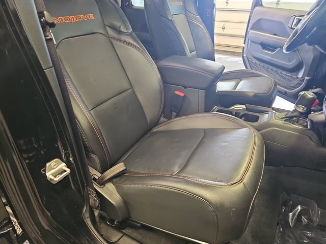 Used 2022 Jeep Gladiator Mojave w/ LED Lighting Group AWD/4WD image 10