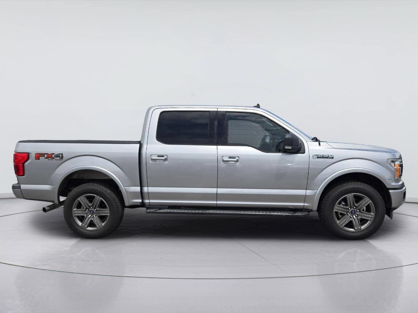 Certified 2020 Ford F150 XLT w/ Equipment Group 302A Luxury AWD/4WD image 4
