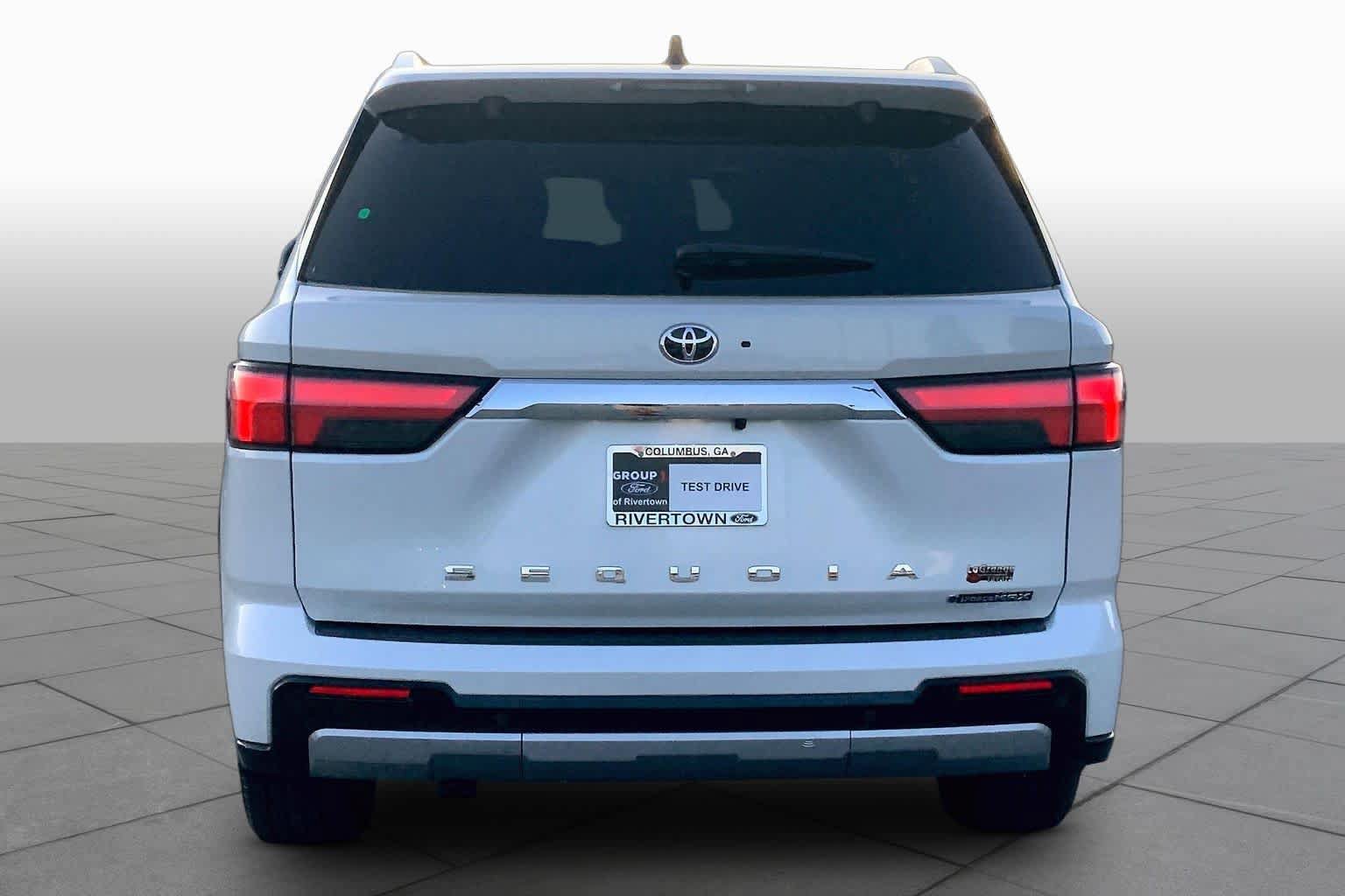 Used 2026 Toyota Sequoia Limited AWD/4WD image 5