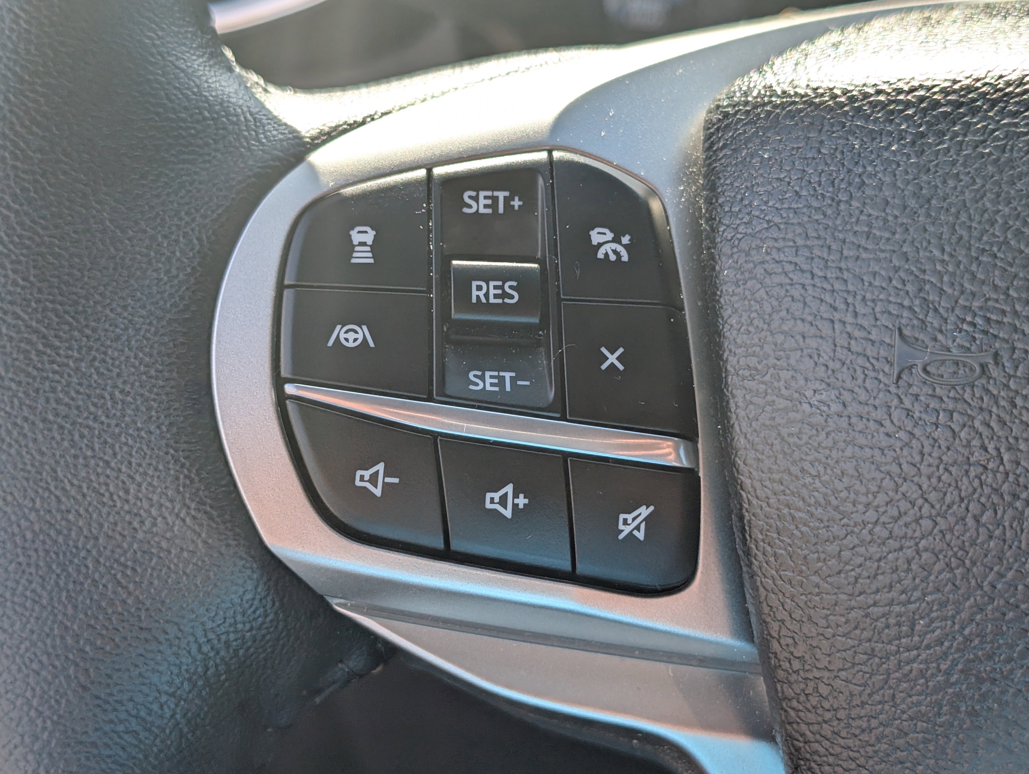 Certified 2023 Ford Explorer XLT w/ Equipment Group 202A image 20