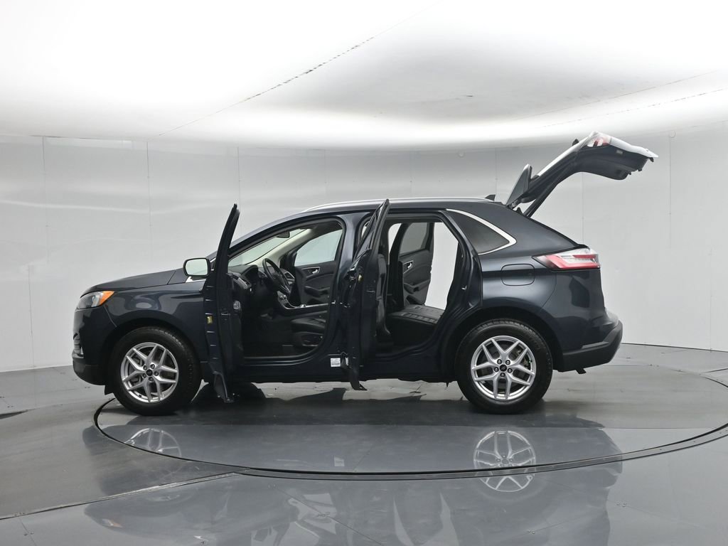 Certified 2024 Ford Edge SEL w/ Convenience Package AWD/4WD image 38