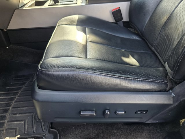 Certified 2017 Ford Expedition EL XLT w/ Equipment Group 202A image 21