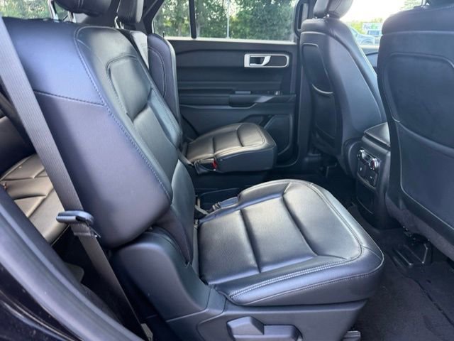 Certified 2020 Ford Explorer XLT w/ Equipment Group 202A AWD/4WD image 12