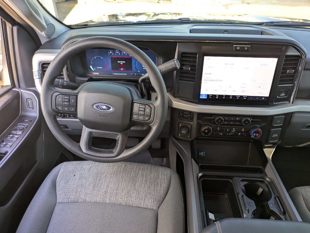 Certified 2026 Ford F250 XLT w/ XLT Premium Package AWD/4WD image 15