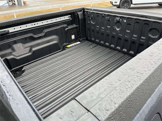 Certified 2022 Ford Maverick XLT w/ XLT Luxury Package image 10