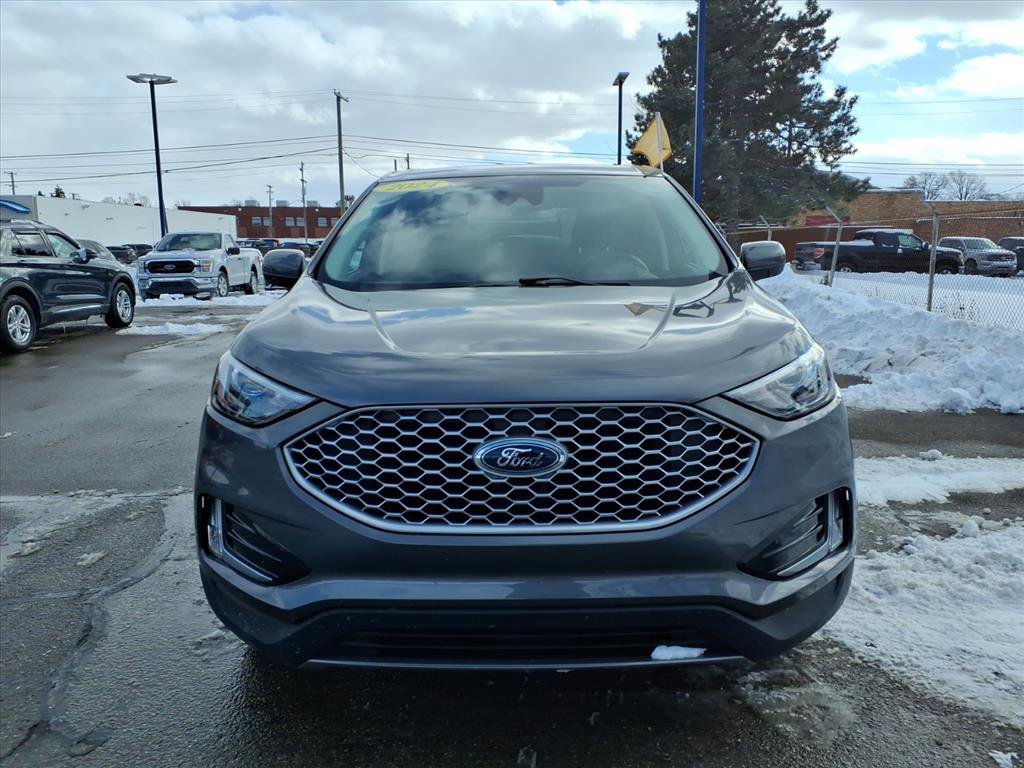 Certified 2024 Ford Edge SEL w/ Convenience Package image 6