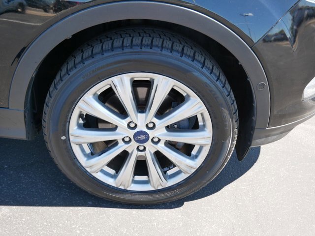 Certified 2018 Ford Escape Titanium AWD/4WD image 6