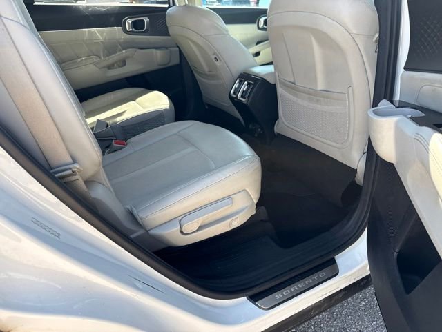 Used 2022 Kia Sorento SX AWD/4WD image 26
