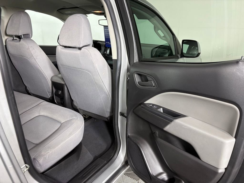 Used 2019 Chevrolet Colorado W/T w/ Custom Special Edition image 30