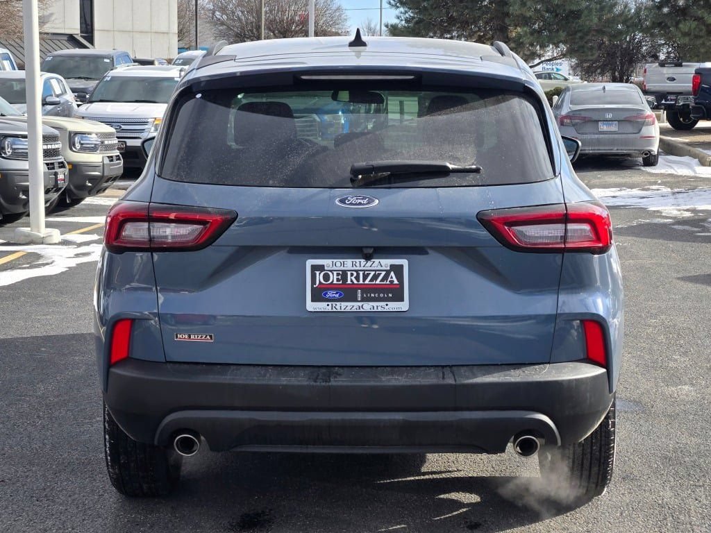 Certified 2025 Ford Escape ST-Line AWD/4WD image 11
