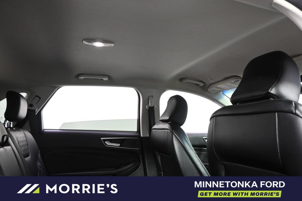 Certified 2024 Ford Edge Titanium AWD/4WD image 17
