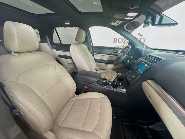 Certified 2018 Ford Explorer XLT w/ Equipment Group 202A image 34