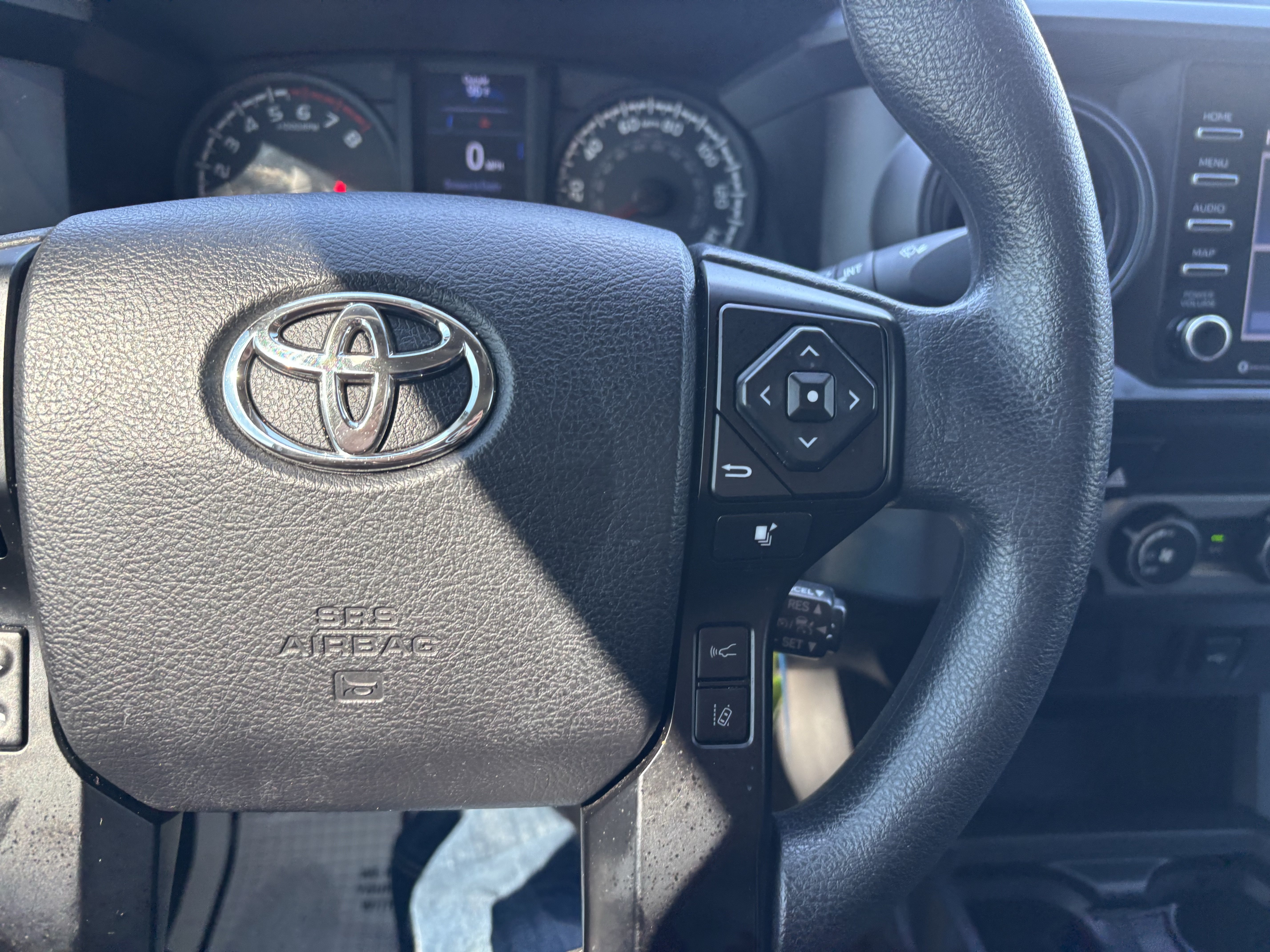 Used 2021 Toyota Tacoma SR w/ SR Convenience Package RWD image 29