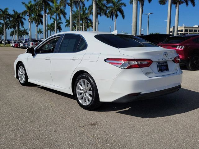 Used 2020 Toyota Camry LE FWD image 4