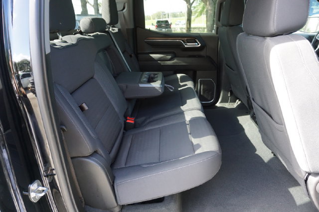 Used 2024 Chevrolet Silverado 1500 LT AWD/4WD image 24