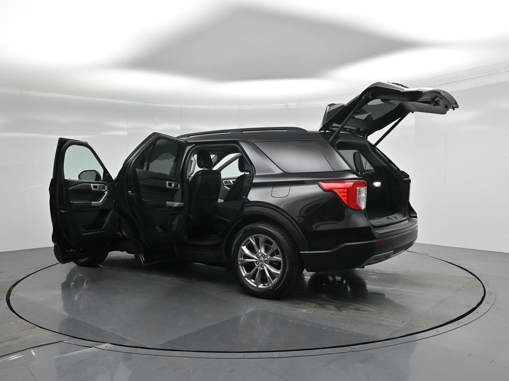 Certified 2020 Ford Explorer XLT w/ Equipment Group 202A image 58