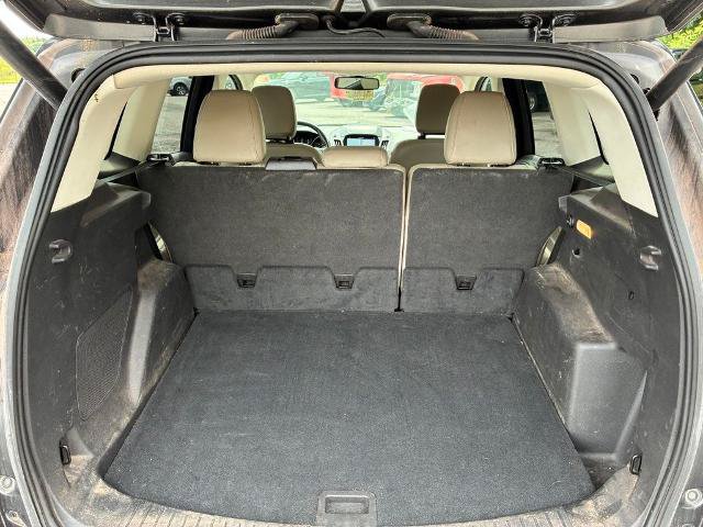 Certified 2019 Ford Escape Titanium AWD/4WD image 13