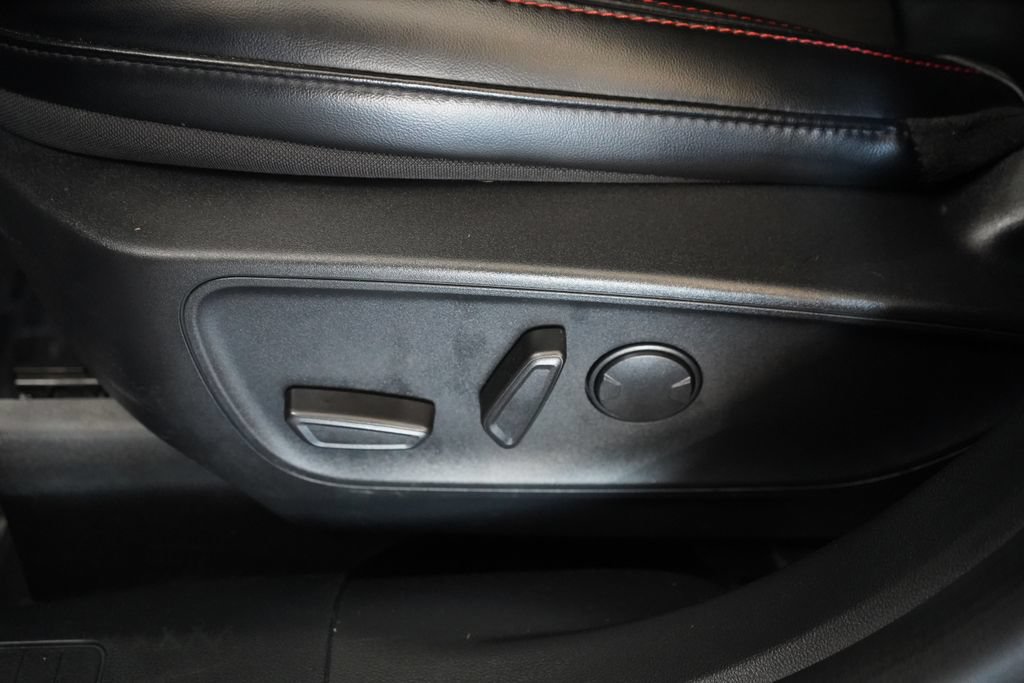 Certified 2024 Ford Escape ST-Line AWD/4WD image 19