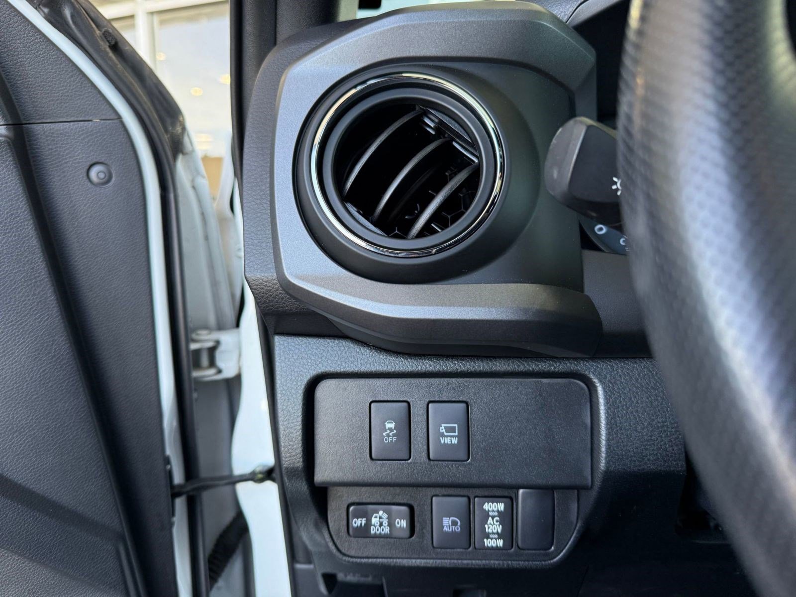 Used 2020 Toyota Tacoma TRD Pro AWD/4WD image 29