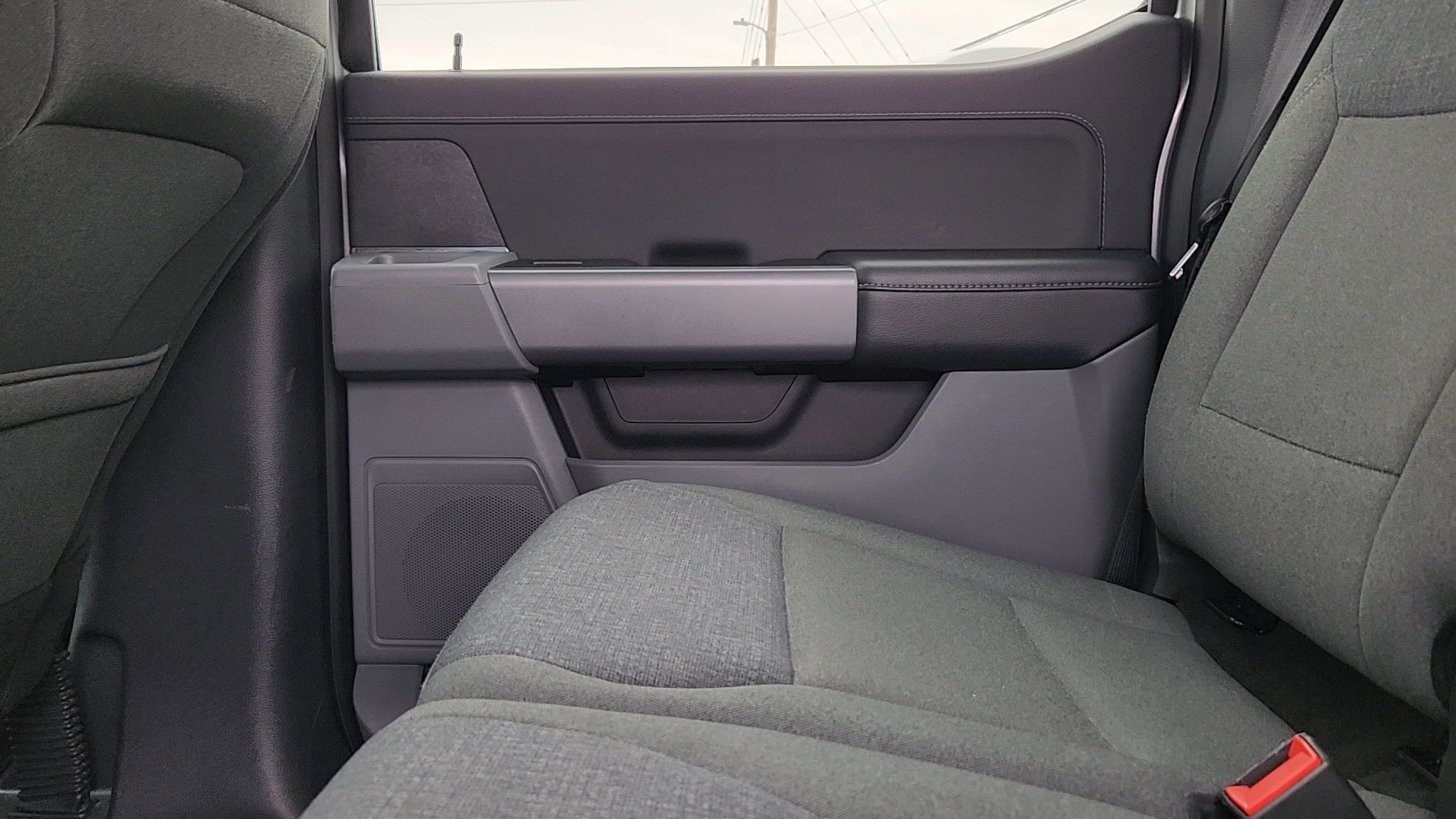 Certified 2025 Ford F150 XLT w/ Equipment Group 301A Standard image 16