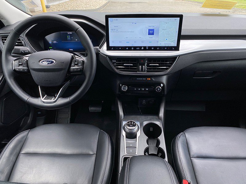 Certified 2025 Ford Escape Platinum AWD/4WD image 21