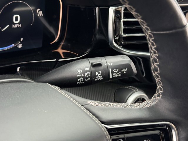 Used 2022 Jeep Grand Wagoneer Series II image 31