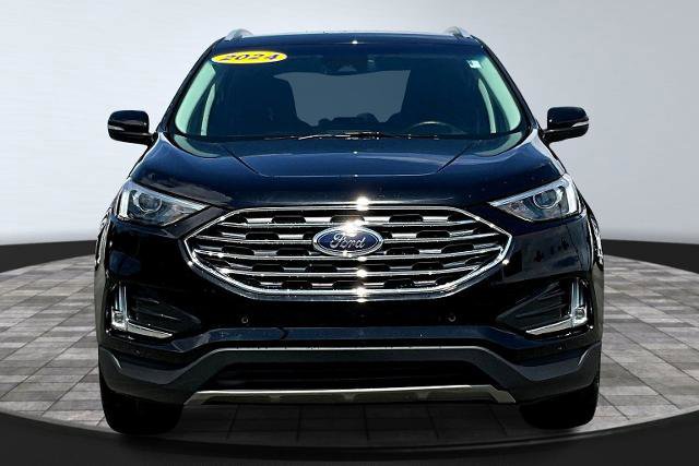 Certified 2024 Ford Edge Titanium w/ Class II Trailer Tow Package image 10