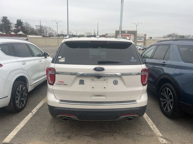 Certified 2018 Ford Explorer Limited w/ Ford Safe & Smart Package FWD image 2